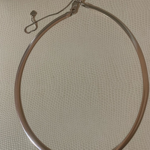 Two tone silver/rose gold necklace - Picture 3 of 5